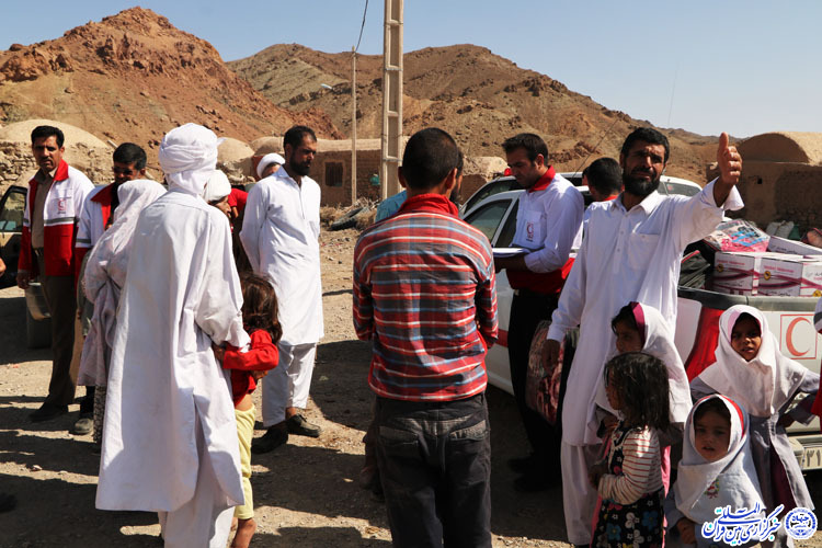 حضور کاروان نذر آب در مناطق محروم خراسان‌جنوبی