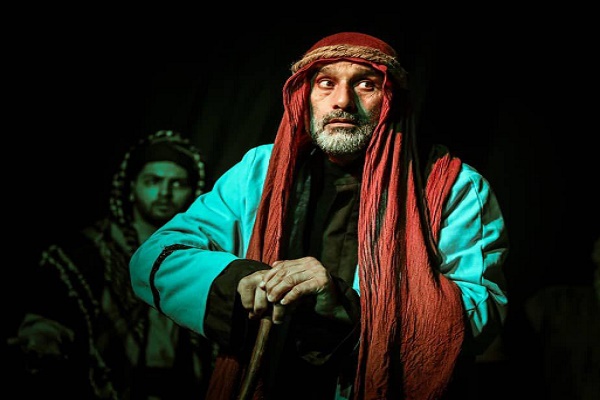 نمایش عاشورایی&laquo;یک&zwnj;روز &zwnj;و هزار&zwnj;سال&raquo; در فریدونکنار در قاب تصویر