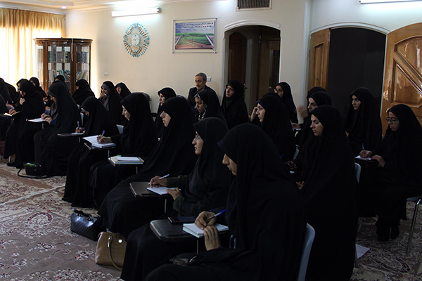 ششمین دوره تخصصی «تربیت مربی صحیفه سجادیه» در اصفهان