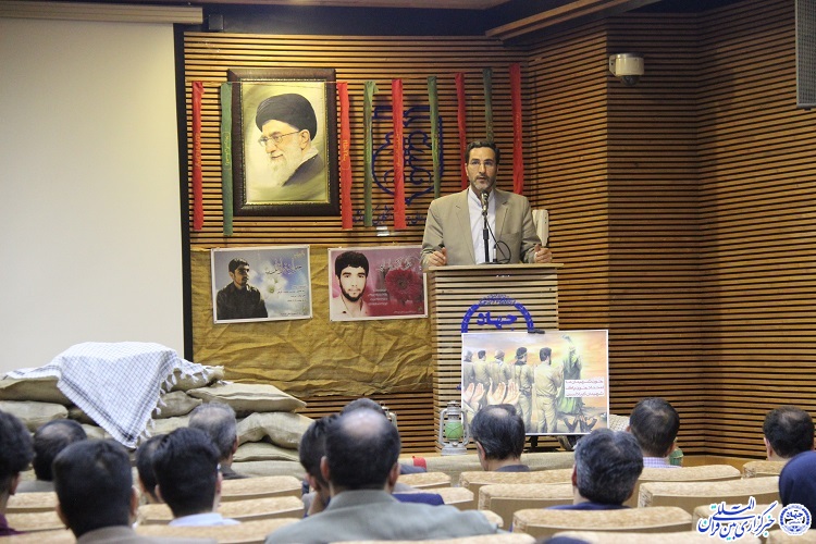 تجلیل از اساتید ایثارگر دانشگاه علمی کاربردی کرمانشاه