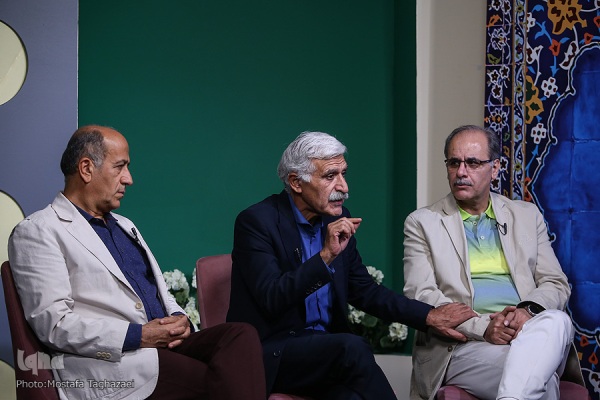 در حال تکمیل