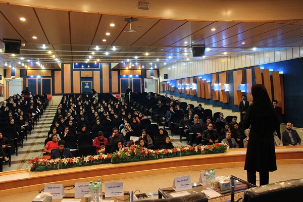 برگزاری سمینار تخصصی &laquo;کاربرد گیاهان دارویی در حوزه زنان و زایمان&raquo; در اردبیل