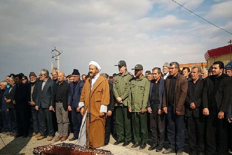 مادر شهیدان &laquo;منیری&raquo; به فرزندان شهیدش پیوست