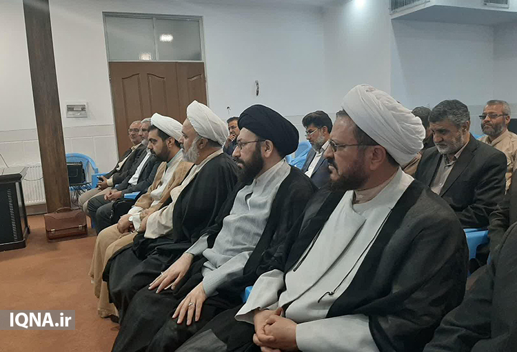 در نشست هم اندیشی وقف مشارکتی قرآنی ویژه موسسات و جلسات قرآنی استان یزد در نشست هم اندیشی وقف مشارکتی قرآنی ویژه موسسات و جلسات قرآنی استان یزد