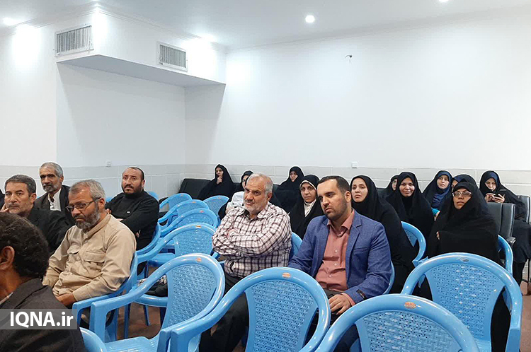 در نشست هم اندیشی وقف مشارکتی قرآنی ویژه موسسات و جلسات قرآنی استان یزد در نشست هم اندیشی وقف مشارکتی قرآنی ویژه موسسات و جلسات قرآنی استان یزد