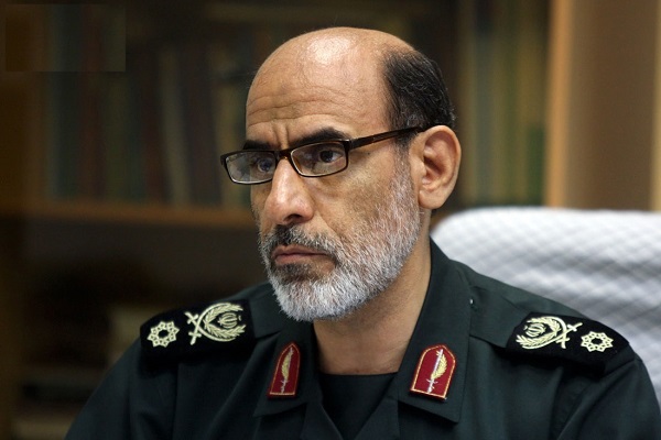 مبارزه با دشمنان؛ در گرو رشد علمی/ آمریکا در حال سقوط است مبارزه با دشمنان؛ در گرو رشد علمی/ آمریکا در حال سقوط است