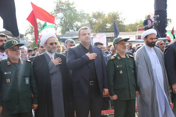 گزارش تصویری فریاد استکبارستیزی سارویها در ۱۳ آبانماه گزارش تصویری فریاد استکبارستیزی سارویها در ۱۳ آبانماه