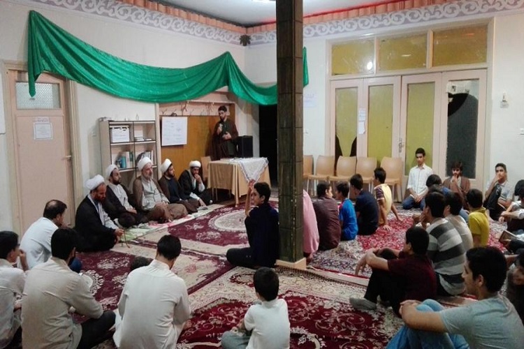 تربیت 417 حافظ قرآن در مؤسسه بیت&zwnj;الاحزان بروجرد