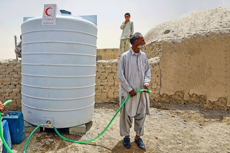 اعزام تیم امدادی هلال&zwnj;احمر کرج به سیستان و بلوچستان