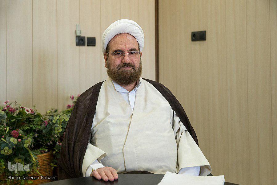 پنجشنبه//// ترجمه&zwnj;ام نباید از دایره نقد دور بماند/نقد تکامل تاریخی هر اثر را رقم می&zwnj;زند