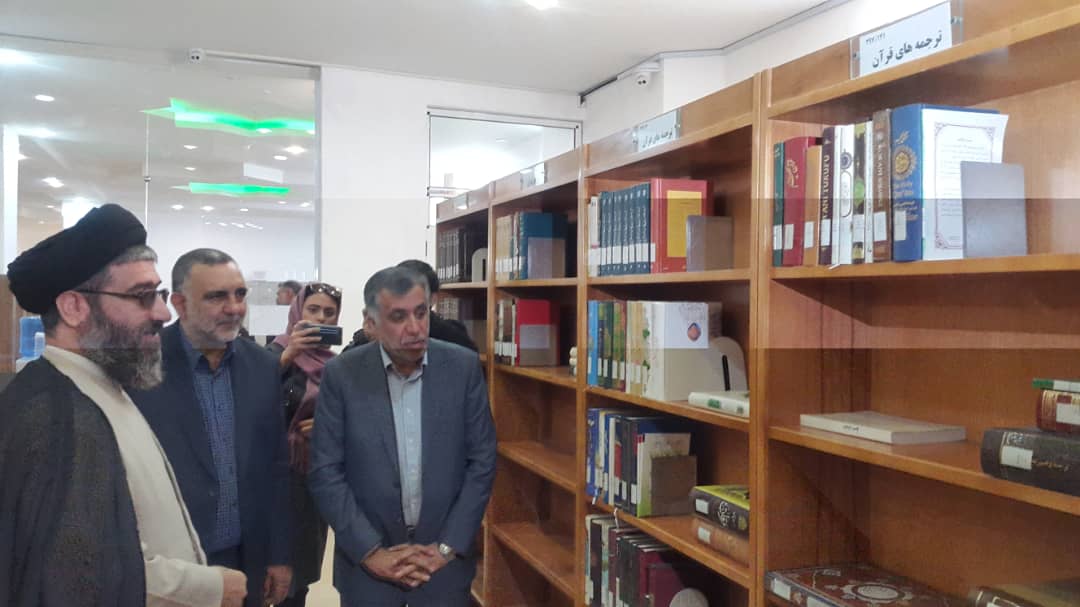 خانواده یزدی که زندگی خود را وقف کتاب‌های قرآنی کردند