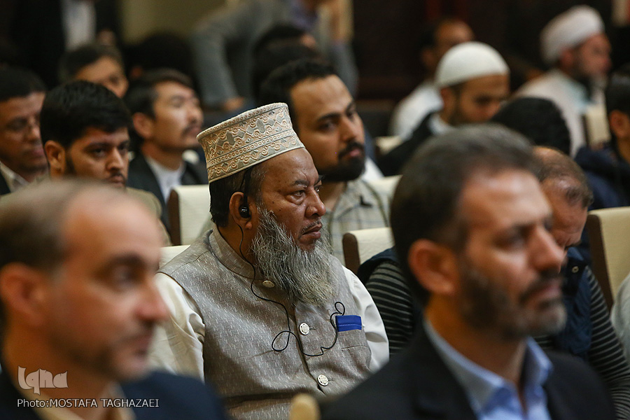 امروز باید بذر محبت کاشت و میوه محبت برداشت کرد/ سعادت امت اسلامی در گرو برادری است
