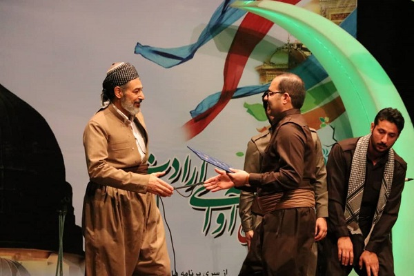 برگزاری جشن ملی آوای ارادت &laquo;هه تاو&raquo; در سنندج برگزار شد + عکس