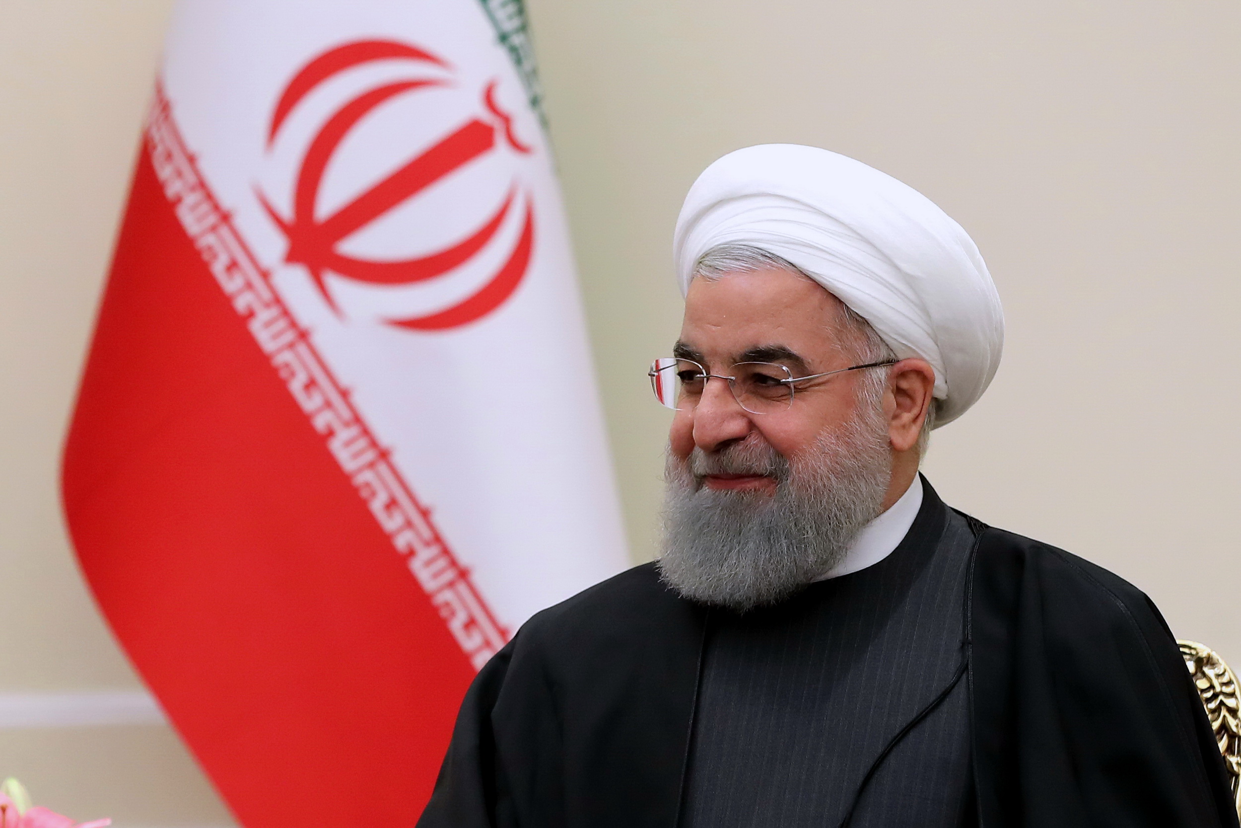 روحانی میلاد پیامبر اسلام(ص) را به سران کشورهای اسلامی تبریک گفت