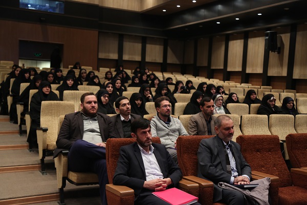 کارگاه آموزشی «توانمندسازی و ارتقای دانش مهارت‌های مدیریتی» در شهرکرد