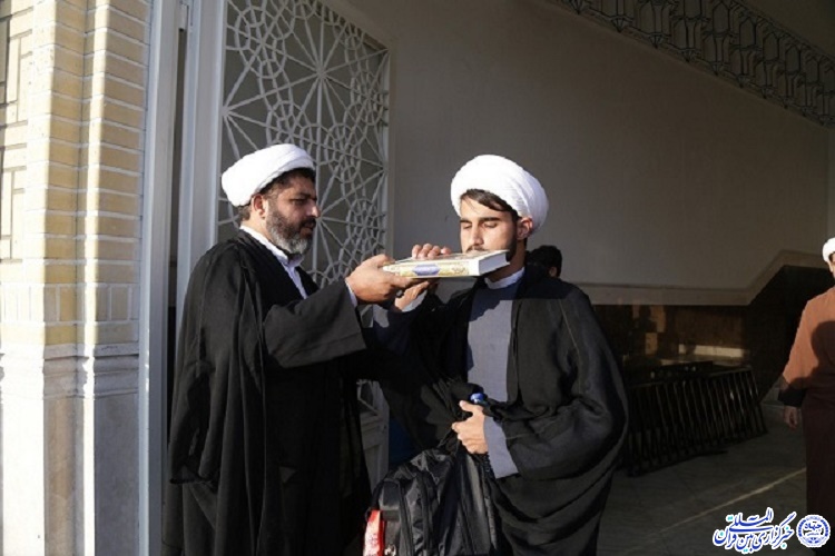 اعزام 100 مبلغ برای برگزاری مراسم دهه پایانی صفر در قاین/ 8 هیات مذهبی راهی مشهد شدند