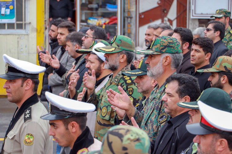 گزارش تصویری دسته عزاداری نظامیان زنجان گزارش تصویری دسته عزاداری نظامیان زنجان