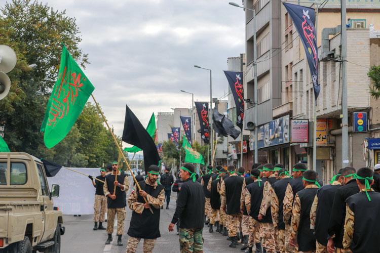 گزارش تصویری دسته عزاداری نظامیان زنجان گزارش تصویری دسته عزاداری نظامیان زنجان