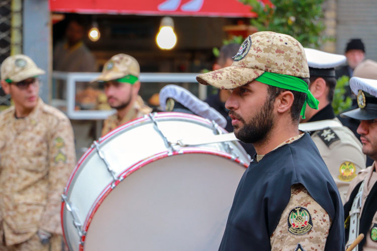 گزارش تصویری دسته عزاداری نظامیان زنجان گزارش تصویری دسته عزاداری نظامیان زنجان
