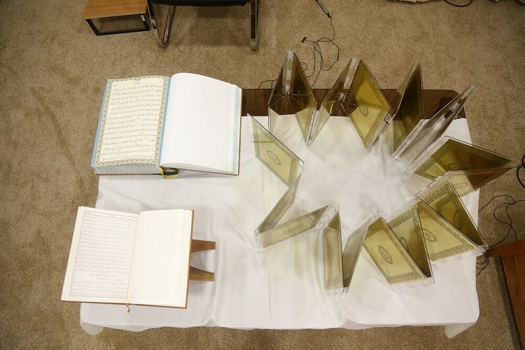 سه قرآن نفیس کتابت&zwnj;شده با حضور آیت&zwnj;الله جوادی آملی رونمایی شد