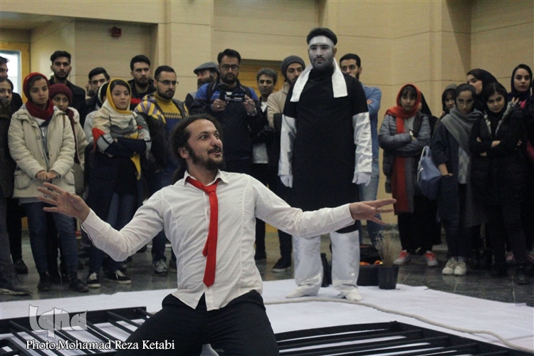 اجرای نمایش &laquo;مهر بی مهر&raquo; در جشنواره فرهنگی حبیب حرم