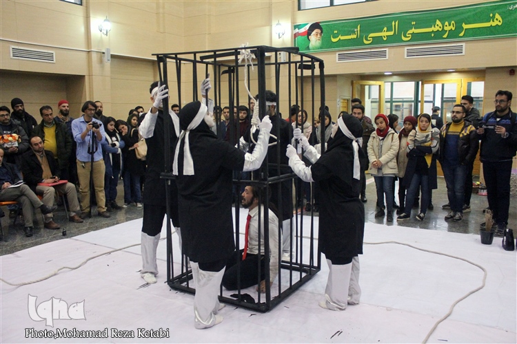 اجرای نمایش &laquo;مهر بی مهر&raquo; در جشنواره فرهنگی حبیب حرم
