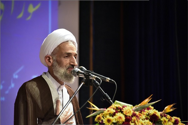 &laquo;فرا&zwnj;وظیفه عمل کردن&raquo; در بین مردم و مسئولان فرهنگ&zwnj;سازی شود