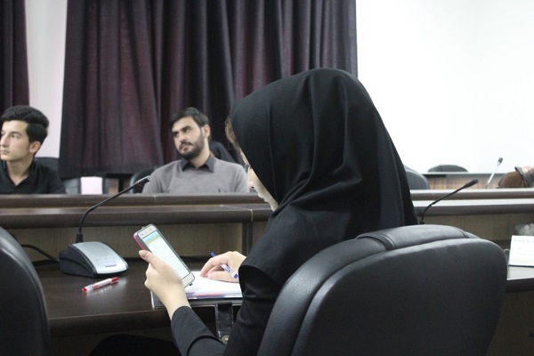 برگزاری کرسی «تلاوت و تدبر در قرآن» در کردستان + عکس برگزاری کرسی «تلاوت و تدبر در قرآن» در کردستان + عکس