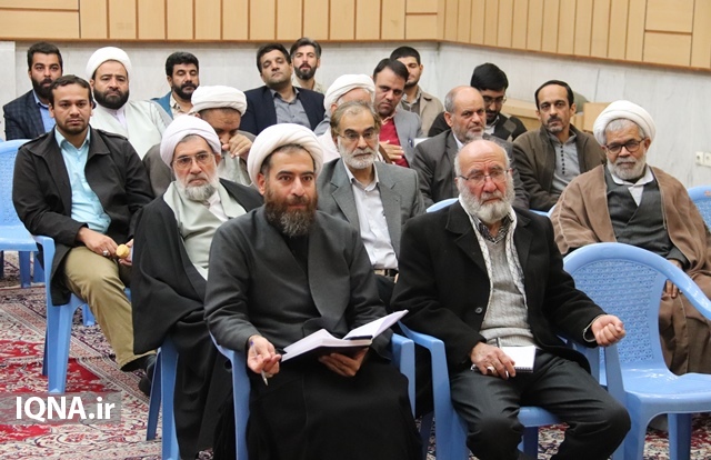 برگزاری نشست &laquo;تبیین جایگاه اجتماع اربعین در گام دوم انقلاب&raquo; در یزد