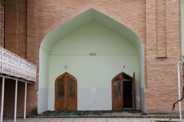 مسجدی در دامنه کوه در قرقیزستان + عکس