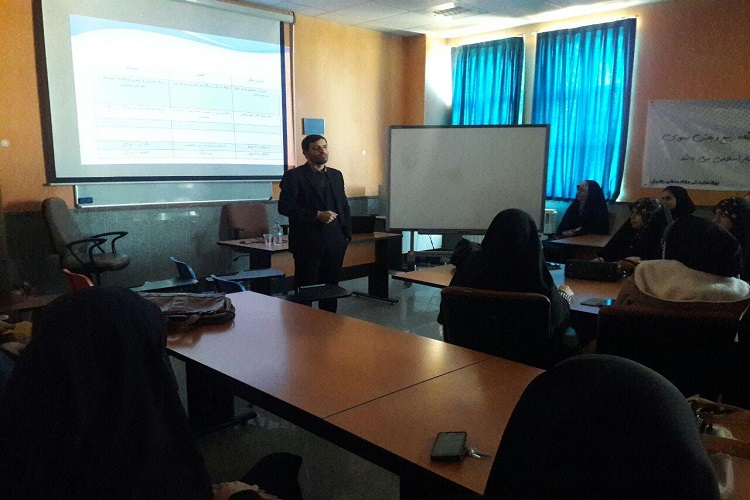 کارگاه &laquo;سنت عاشقی&raquo; به همت کانون قرآن دانشگاه پیام&zwnj;نور برگزار شد