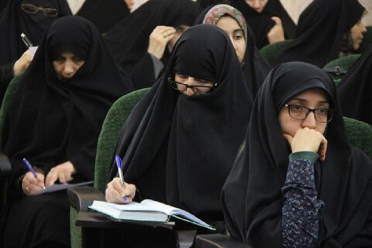 همکاری ۷۰۰ مبلّغه با تبلیغات اسلامی لرستان