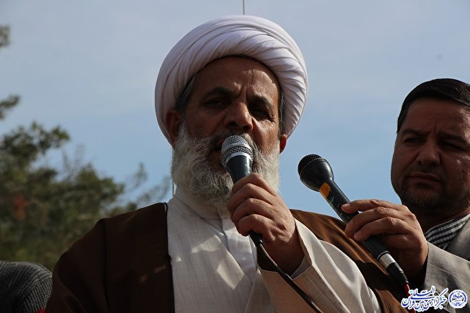 اعتراضات مردم به وضعیت گرانی حق است/  مردم؛ محور نهضت اسلامی