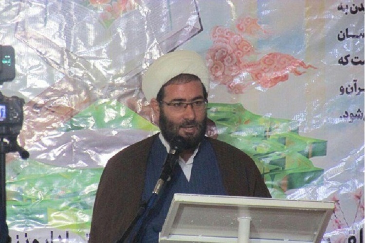 جوانان پیشگام شکستن محاصره تبلیغاتی دشمنان باشند