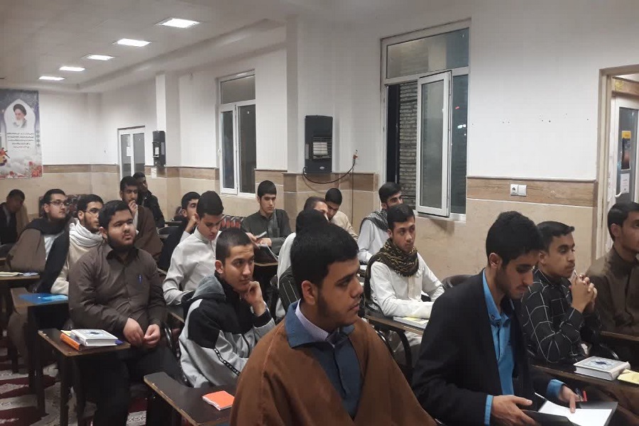 فعالیت دو شعبه حفظ قرآن در مدارس علمیه استان/70 طلبه فعالیت دو شعبه حفظ قرآن در مدارس علمیه استان/70 طلبه