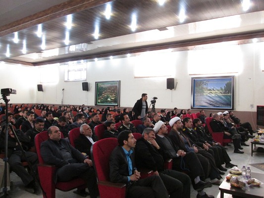 همایش تجلیل از حافظان قرآن کریم ویژه کارکنان ناجا در چهارمحال‌وبختیاری