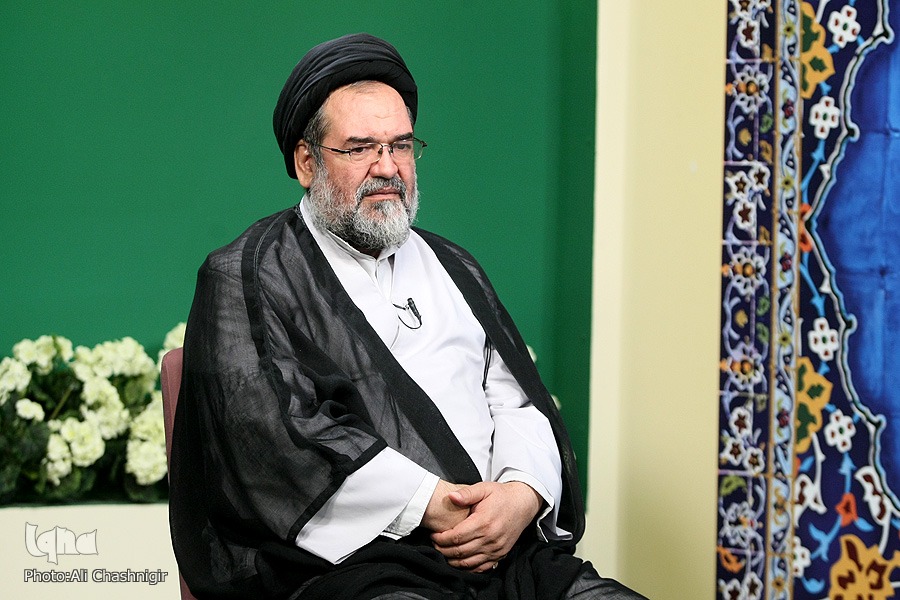 آیت‌الله مکارم شیرازی ادعای موسویان درباره «تأیید طرح بانکداری اسلامی» را تکذیب کرد