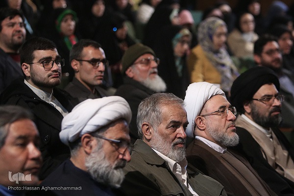 سه شخصیت غربی متأثر از انقلاب معرفی شود/ خاطره رهیافته آلمانی از تشرف به اسلام