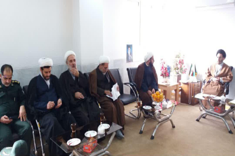 علل تعطیلی برخی مساجد لرستان بررسی شود