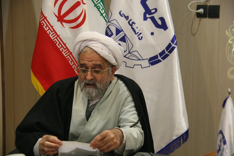 ایجاد «دهه» برای تکریم اهل بیت(ع) بدعت نیست