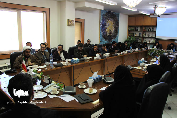 نشست هم‌اندیشی مدیران قرآنی خراسان‌جنوبی