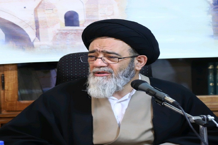 مشی رهبر معظم انقلاب الگوی عملی ائمه جمعه باشد