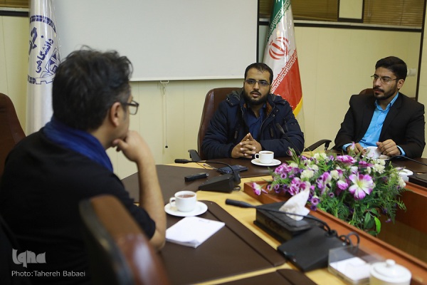 در حال ادیت////سینمای مطربساز، جایی برای «بنیامین» نمیگذارد / سینما را برای تبلیغ باورهایم، پیشه کردم در حال ادیت////سینمای مطربساز، جایی برای «بنیامین» نمیگذارد / سینما را برای تبلیغ باورهایم، پیشه کردم