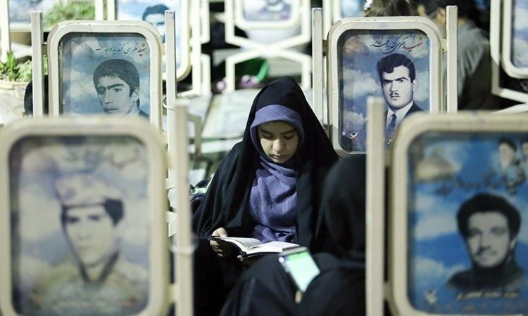 دیدار با خانواده&zwnj;های شهدا در بهمئی