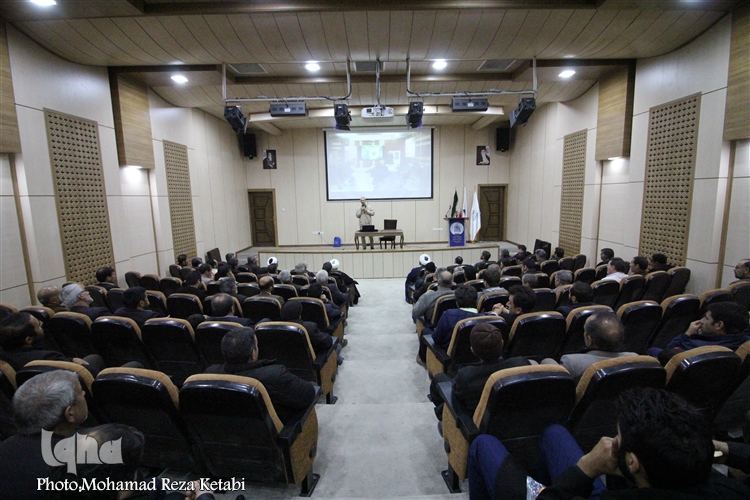 تجلیل از خادمان مساجد همدان