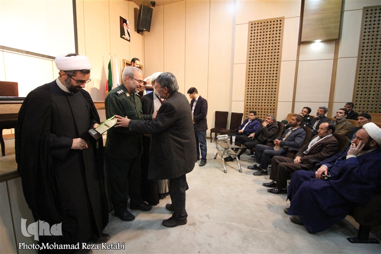 تجلیل از خادمان مساجد همدان