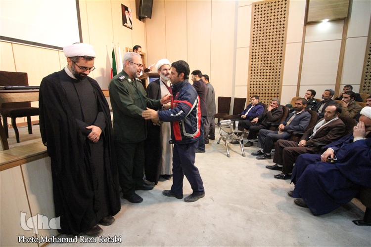 تجلیل از خادمان مساجد همدان