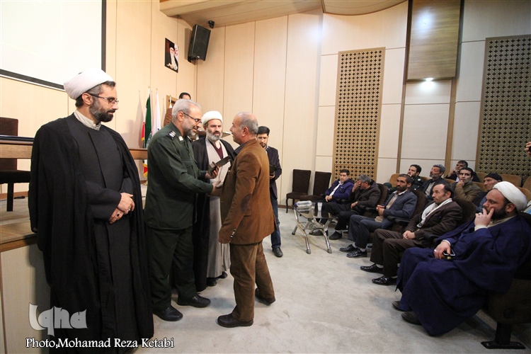 تجلیل از خادمان مساجد همدان