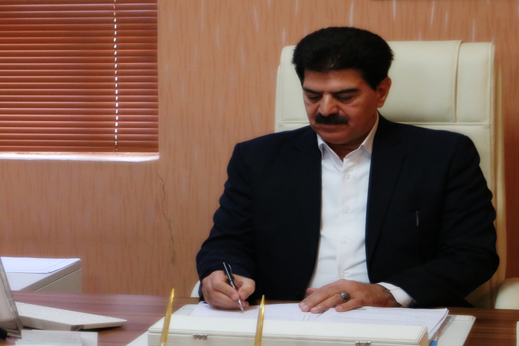 تعطیلی اصناف غیر ضرور تا 20 فروردین/ واحدهای صنفی به حمایت دولت نیاز دارند
