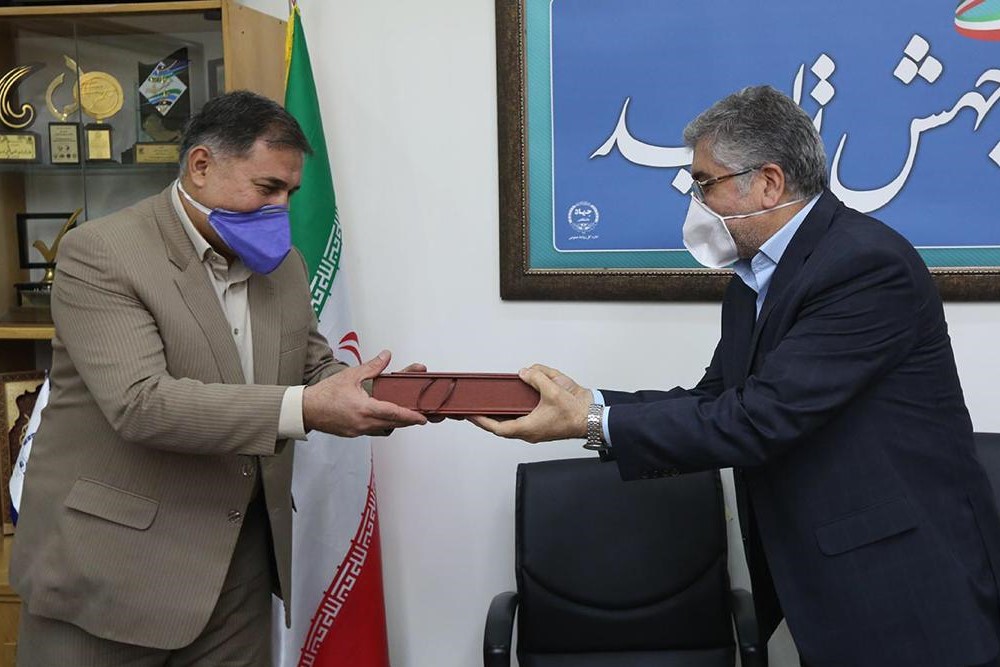 مراسم تکریم و معارفه معاون پشتیبانی و مدیریت منابع جهاددانشگاهی برگزار شد